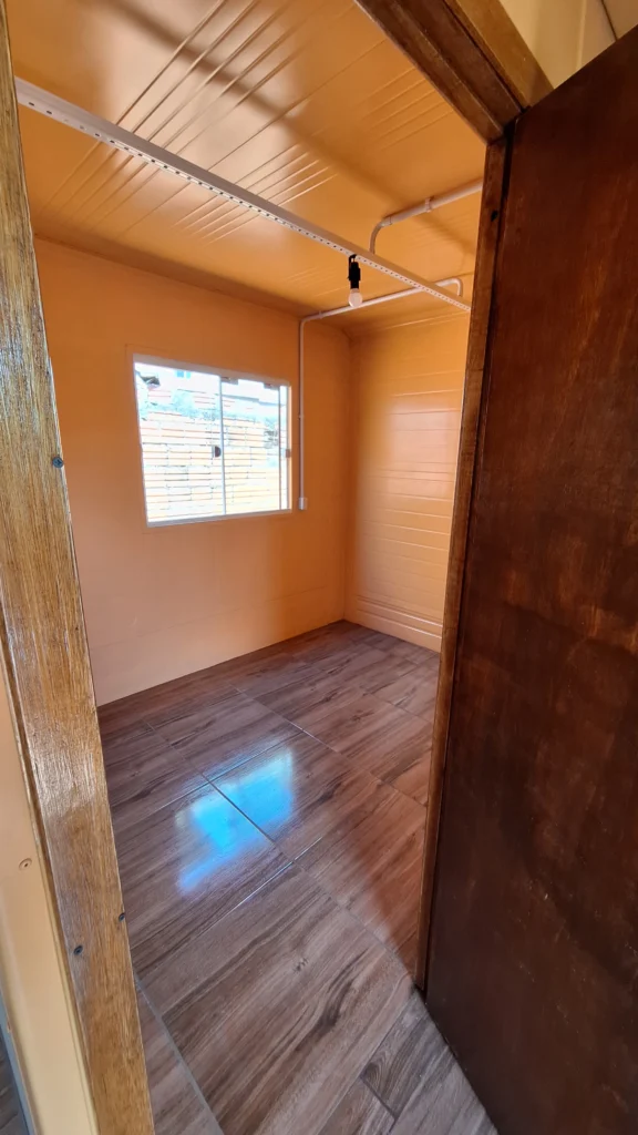 casaemcontainervermelha7