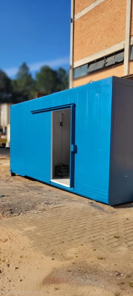 KITNET DE 6M EM CONTAINER (4)