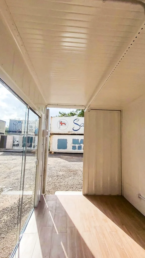 SALA DE TERAPIA HOLISTICA EM CONTAINER (12)