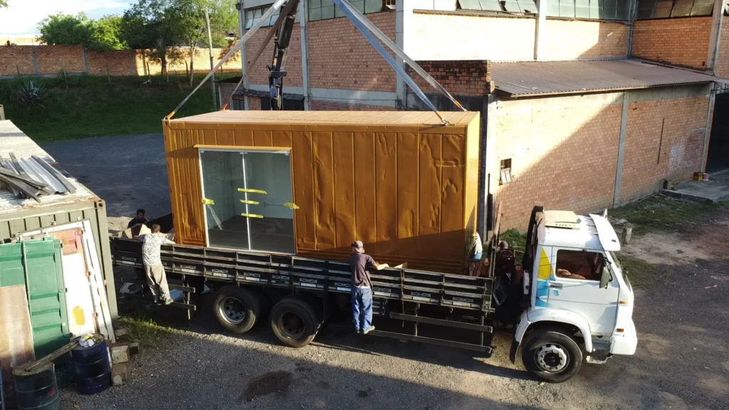 SALA DE TERAPIA HOLISTICA EM CONTAINER (2)