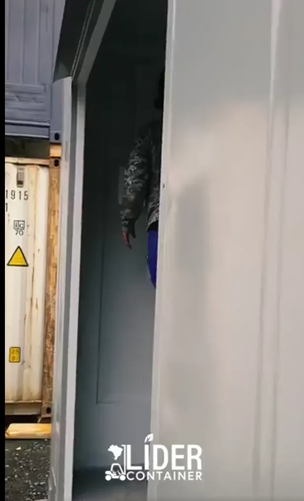 SALA EM CONTAINER CINZA (2)